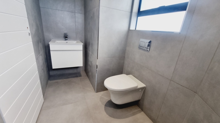 4 Bedroom Property for Sale in Sandown Western Cape